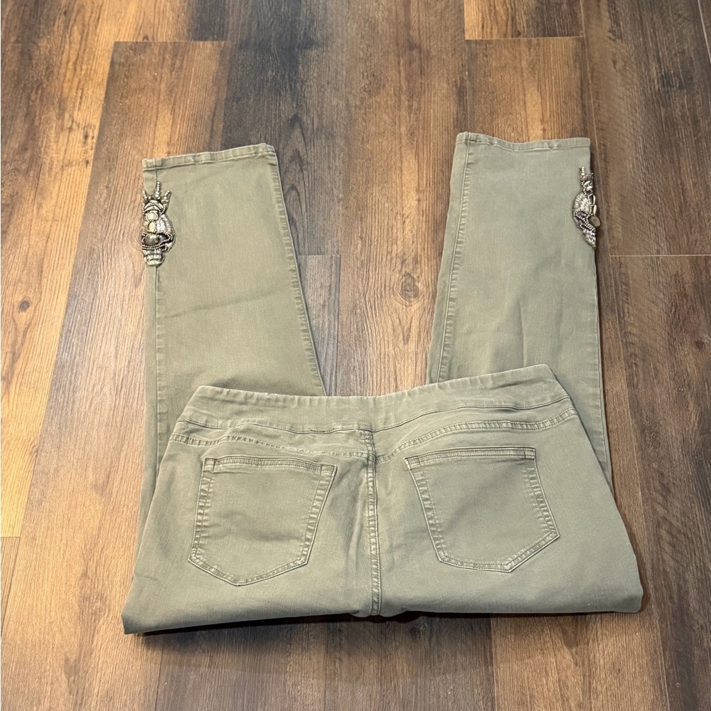Soft Surroundings Olive Green Cropped Jeans with Embellished Ankles - Picture 9 of 10